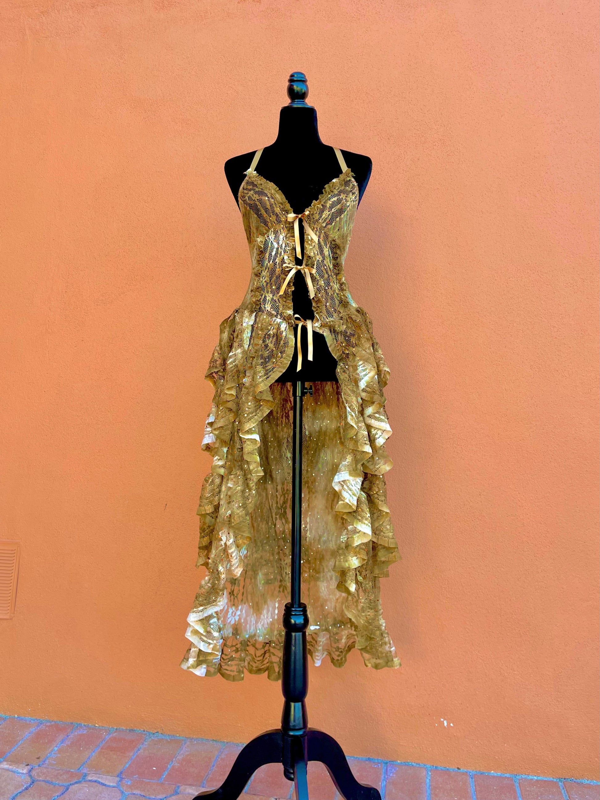 Oliveen Victorian Robe