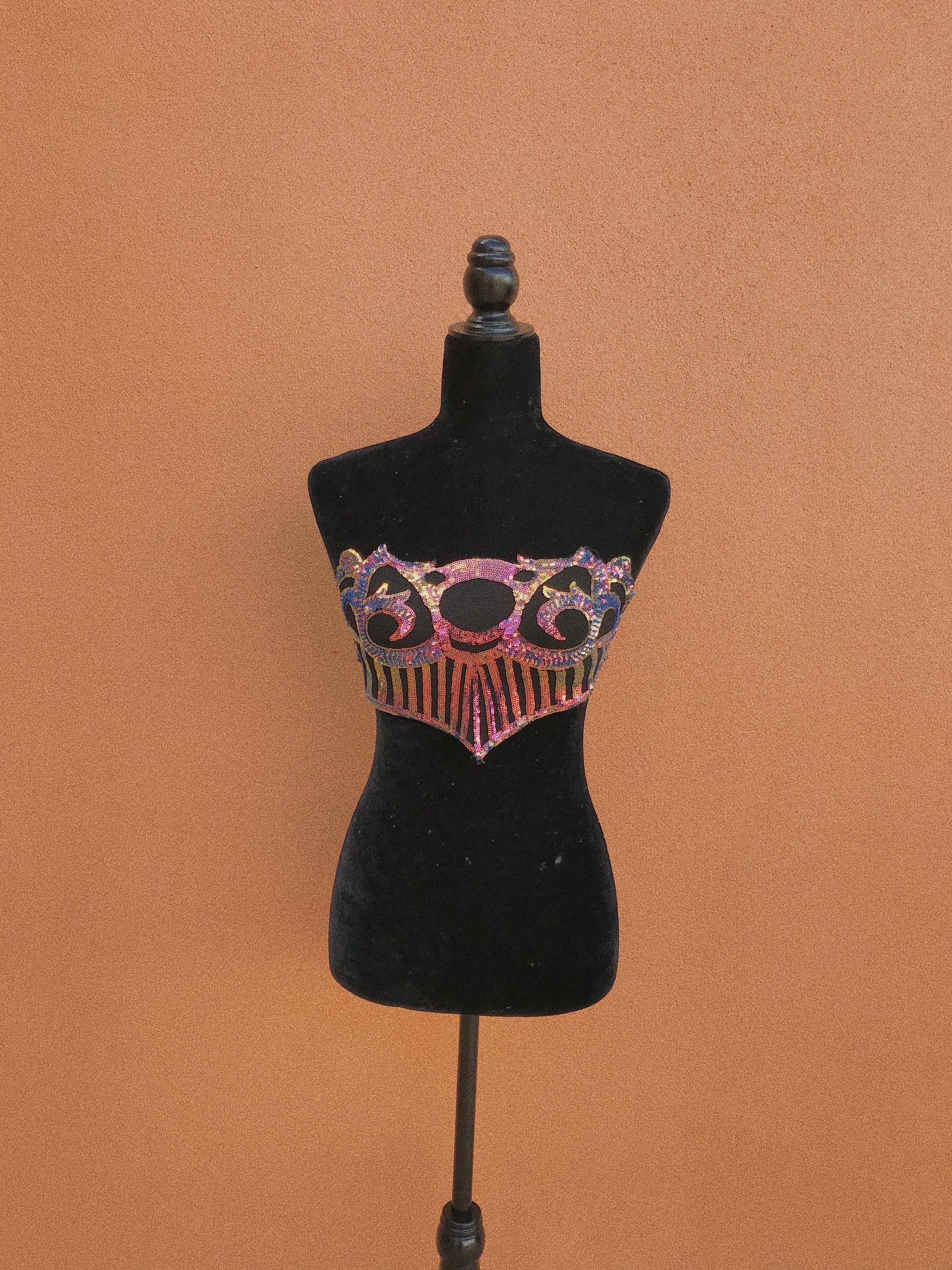 Strapless Untz
