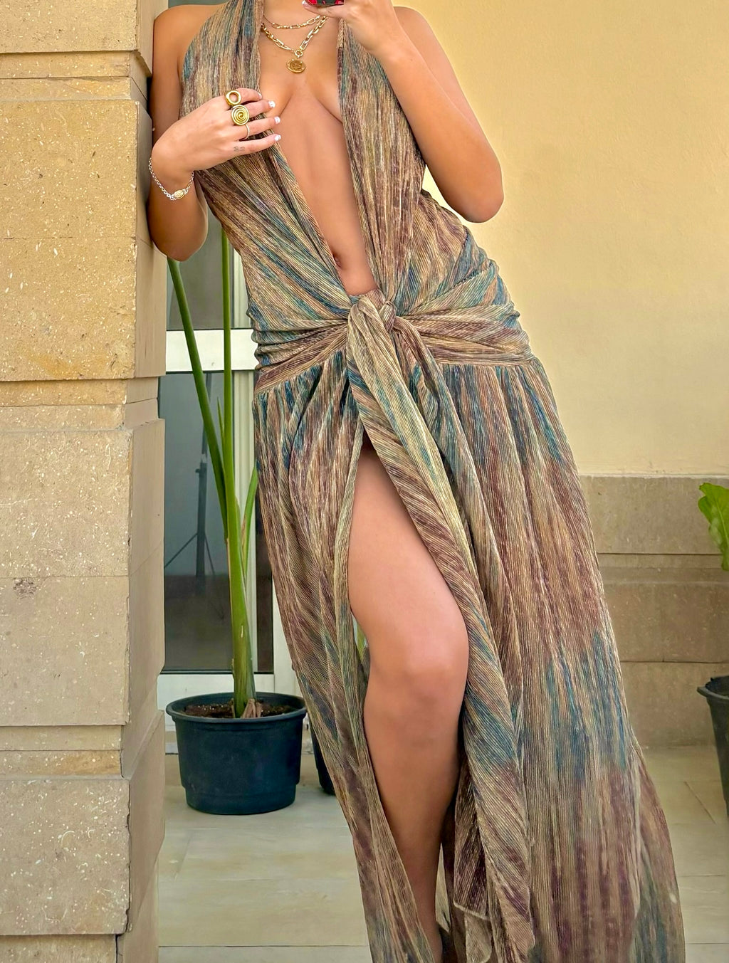 Tie gown