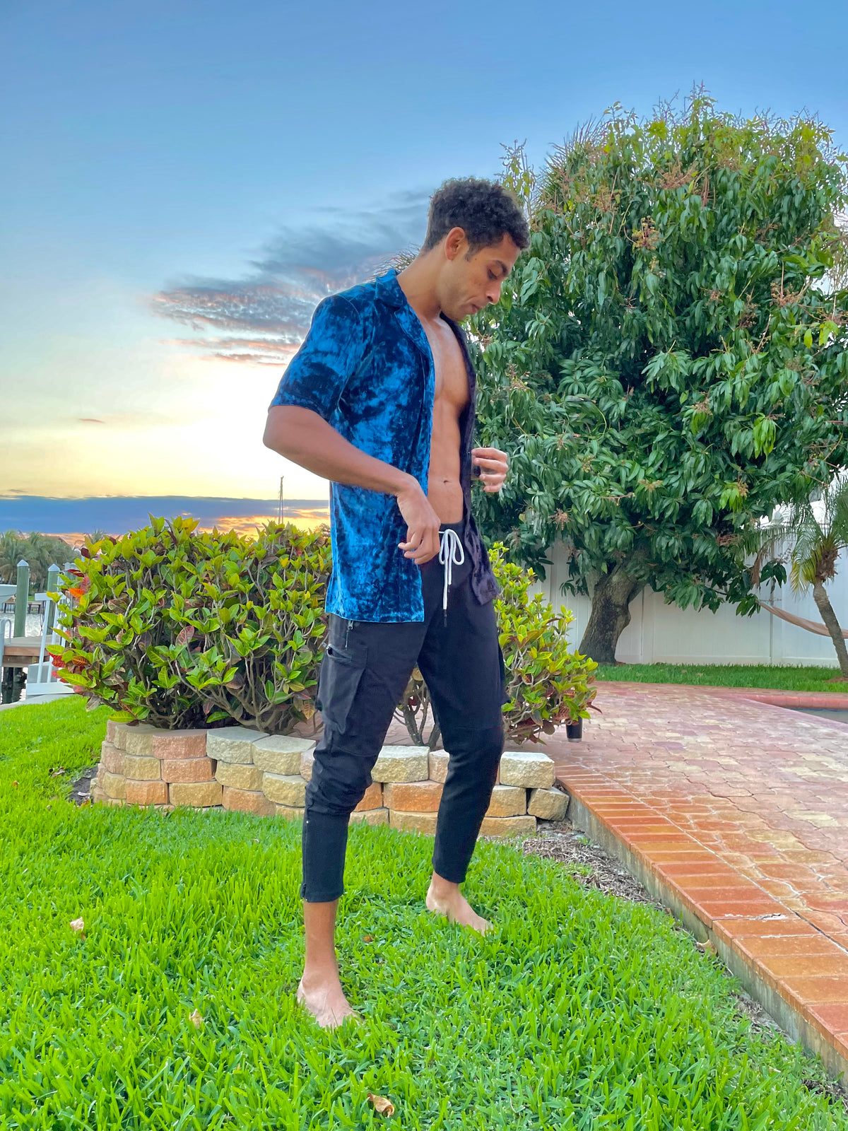 Inverse Button up