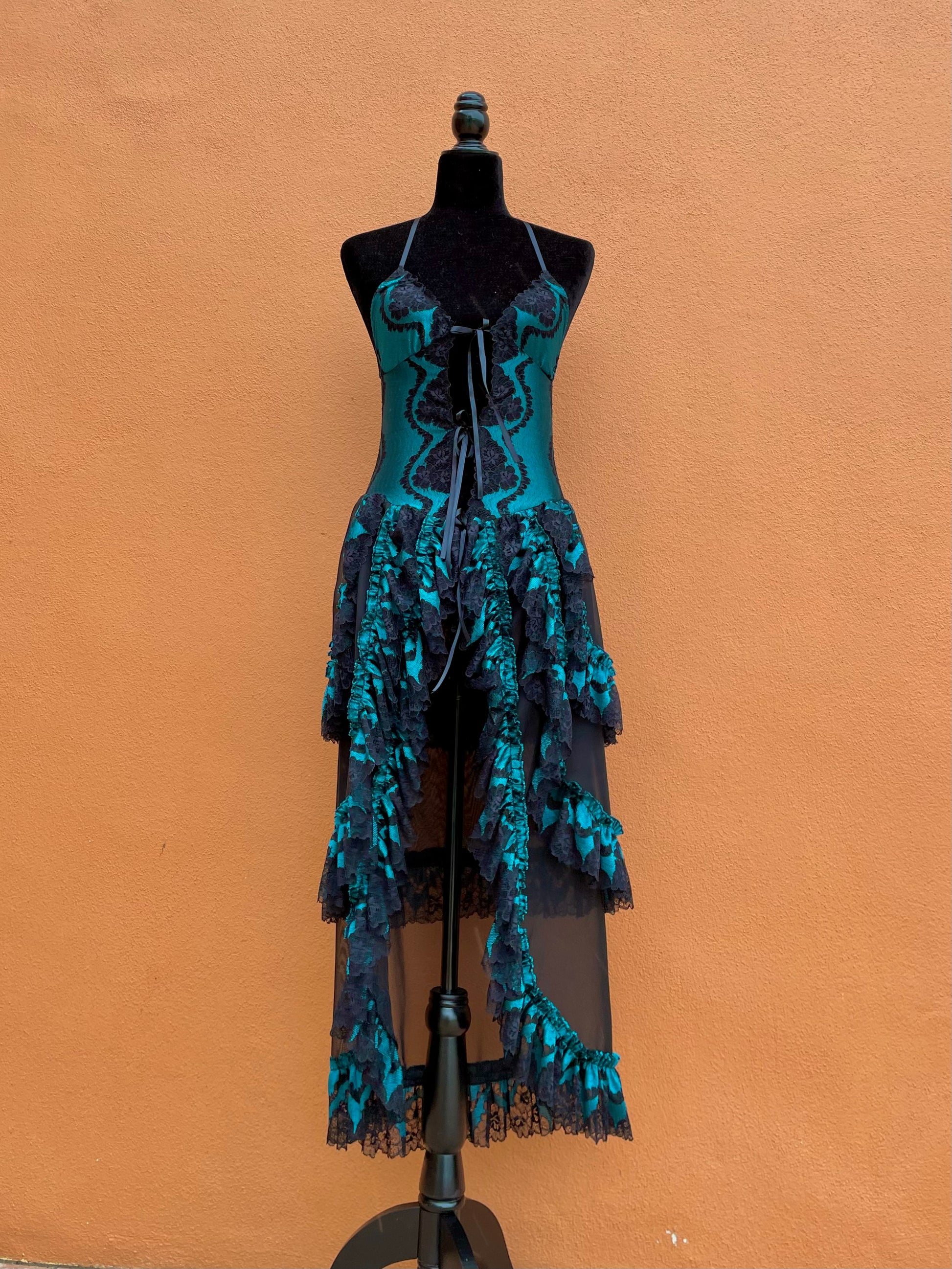 Lace Ruffle Robe