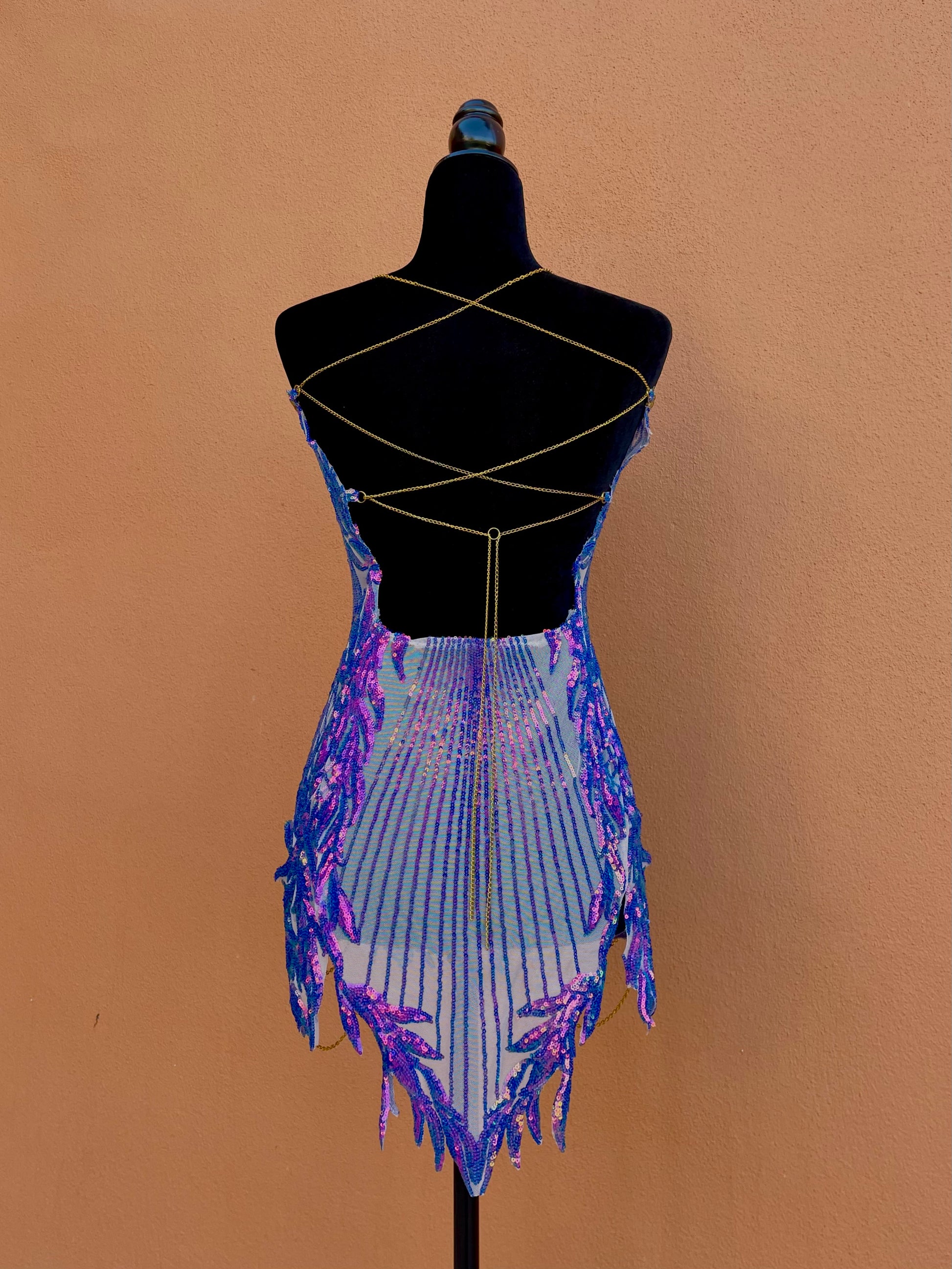 Nefertiti's Night Blue/Pink Iridescent