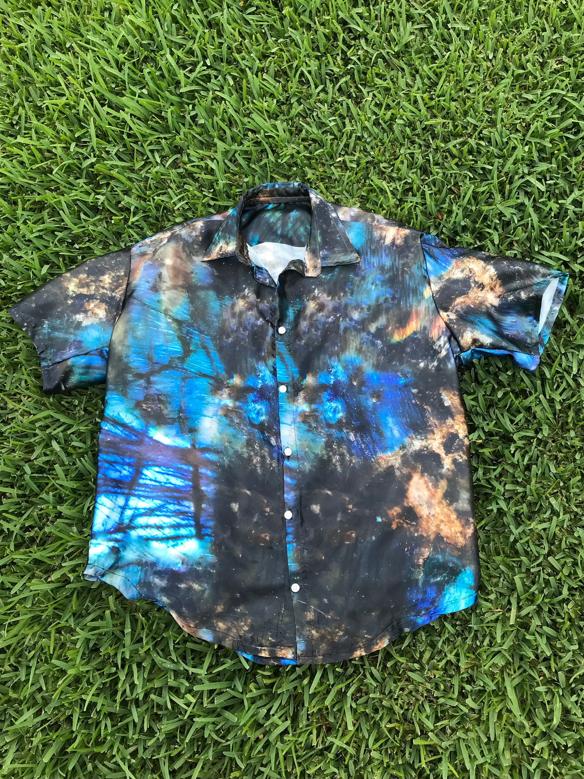 Zarrar Button Up