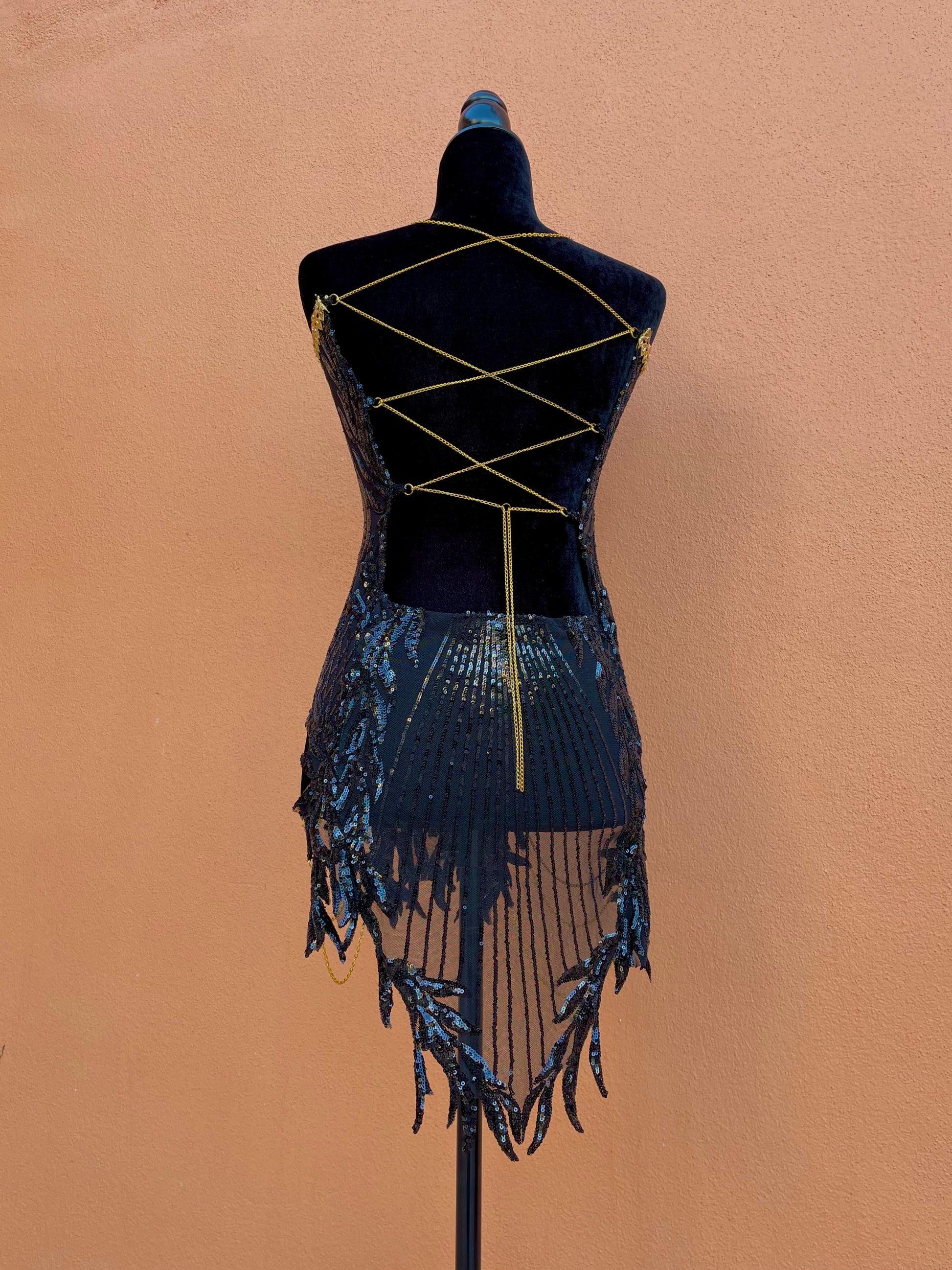 Nefertiti's Night Black
