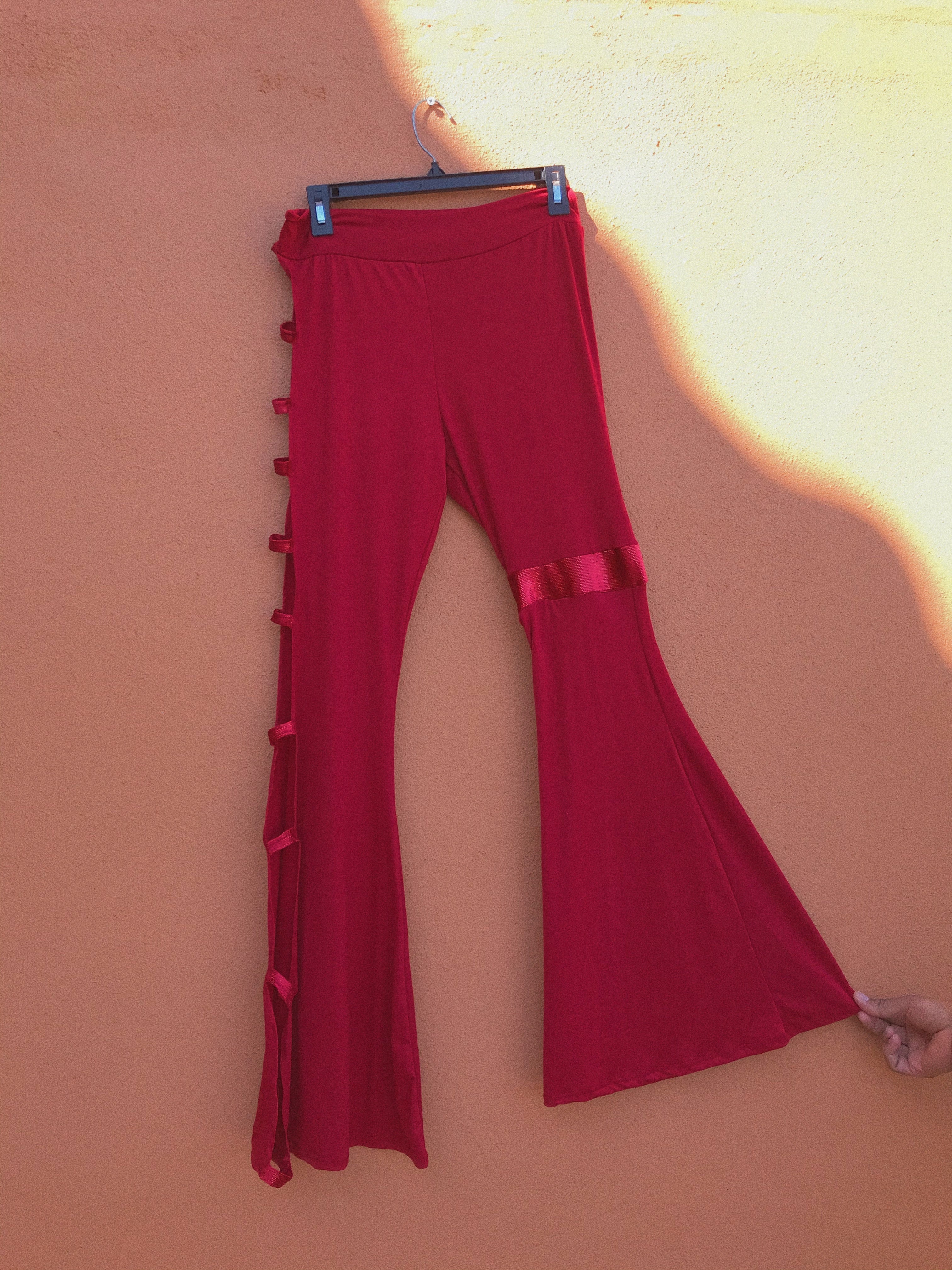Ahmar Pants