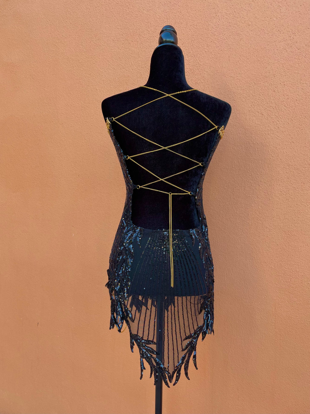 Nefertiti's Night Black
